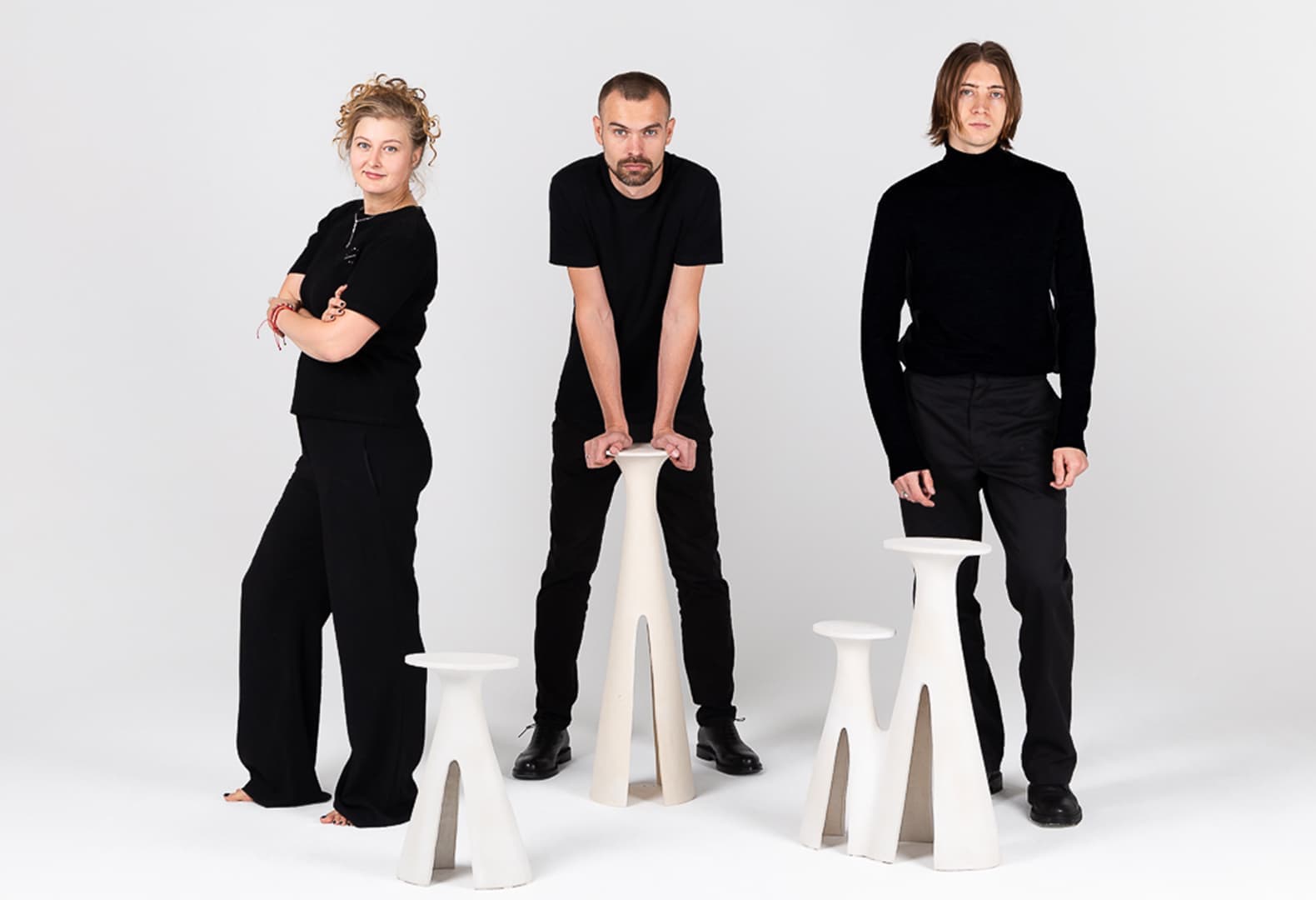 Авторы мебельной капсулы The Trousers («Шаровары»): Анастасия Дуленко, Иван Басов и Семен Лавданский