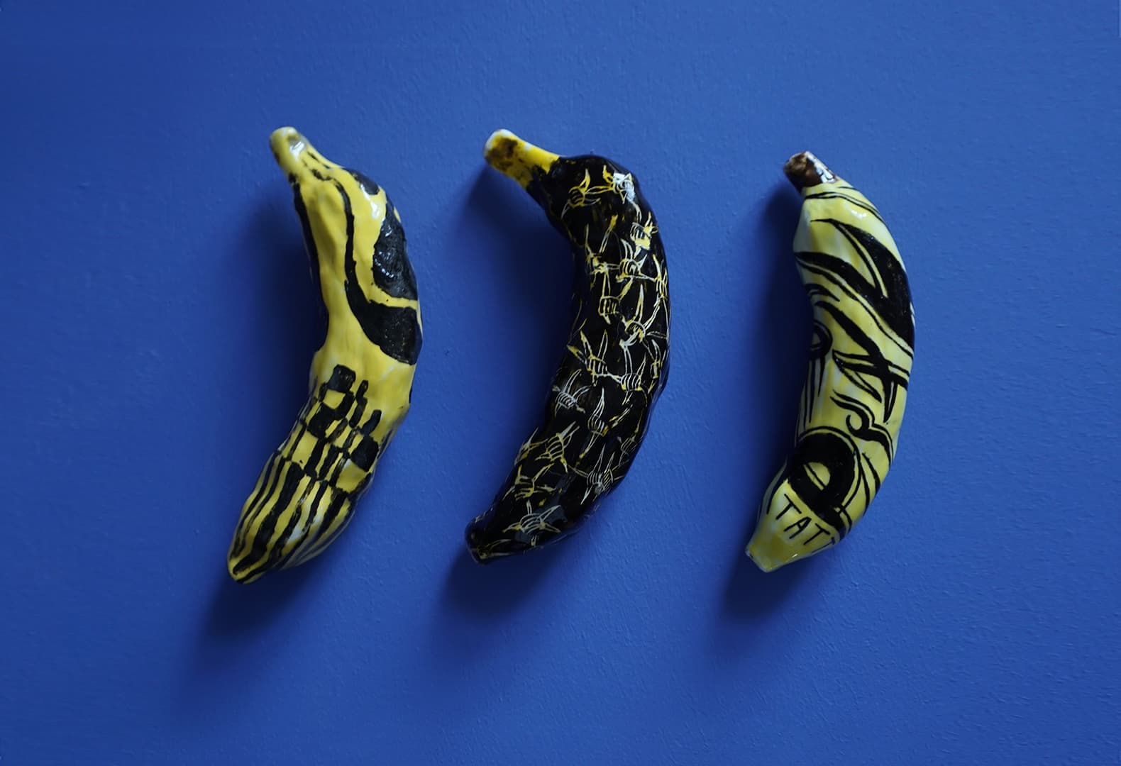 Керамическая скульптура Tattoo banana, Lota Lota