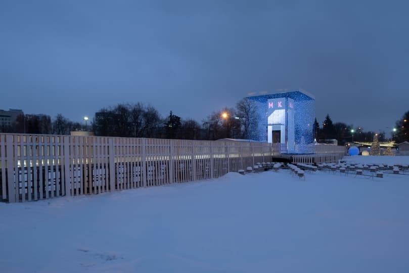 В Парке Горького открылась инсталляция «Облако мысли» В Парке Горького открылась инсталляция «Облако мысли»