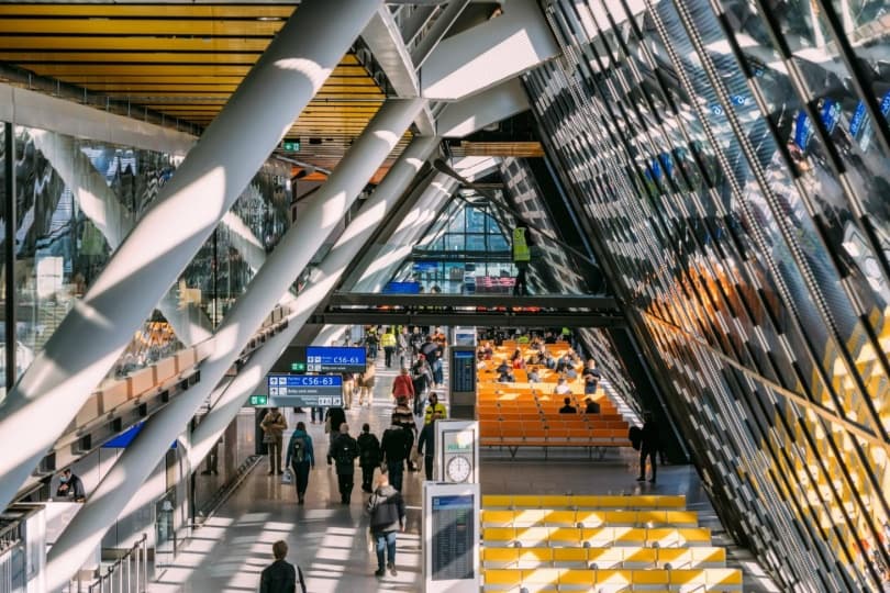 Новое здание аэропорта Женевы от архитекторов Rogers Stirk Harbour + Partners Новое здание аэропорта Женевы от архитекторов Rogers Stirk Harbour + Partners