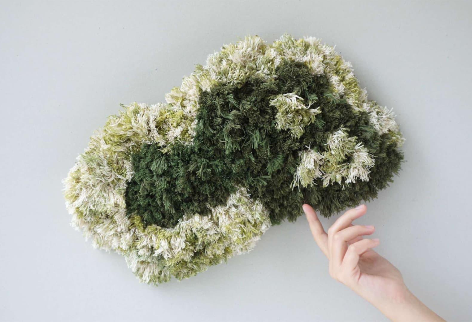 Ирен Мусина. Панно из серии Irregular Moss