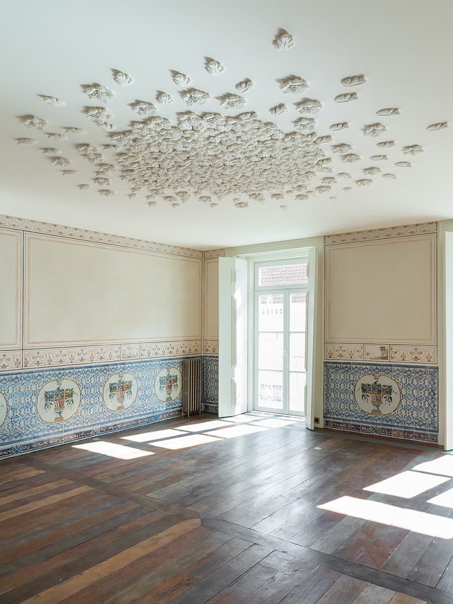 Ivens Arte Ceiling
