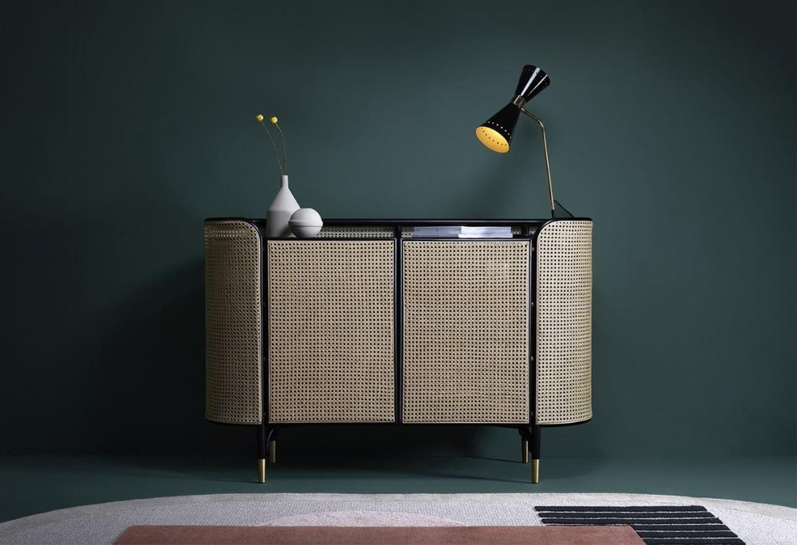 Консоль Mos, дизайн GamFratesi для Gebrüder Thonet Vienna