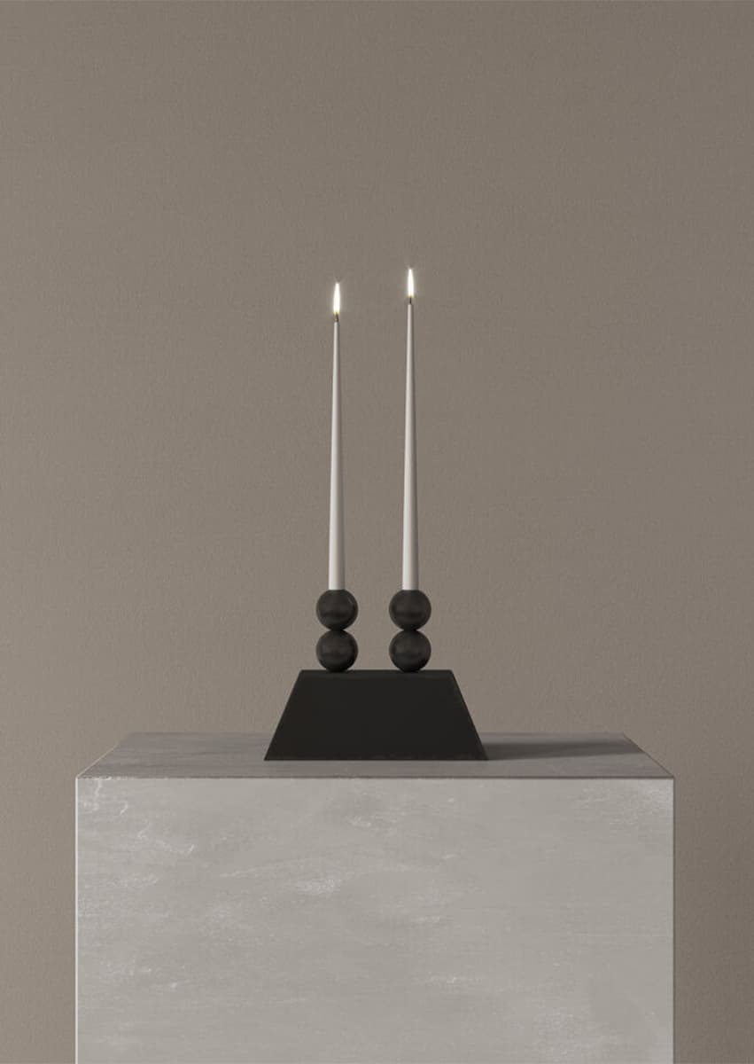 Торшер Prima Романа Плайса. Фото: Plyus Furniture