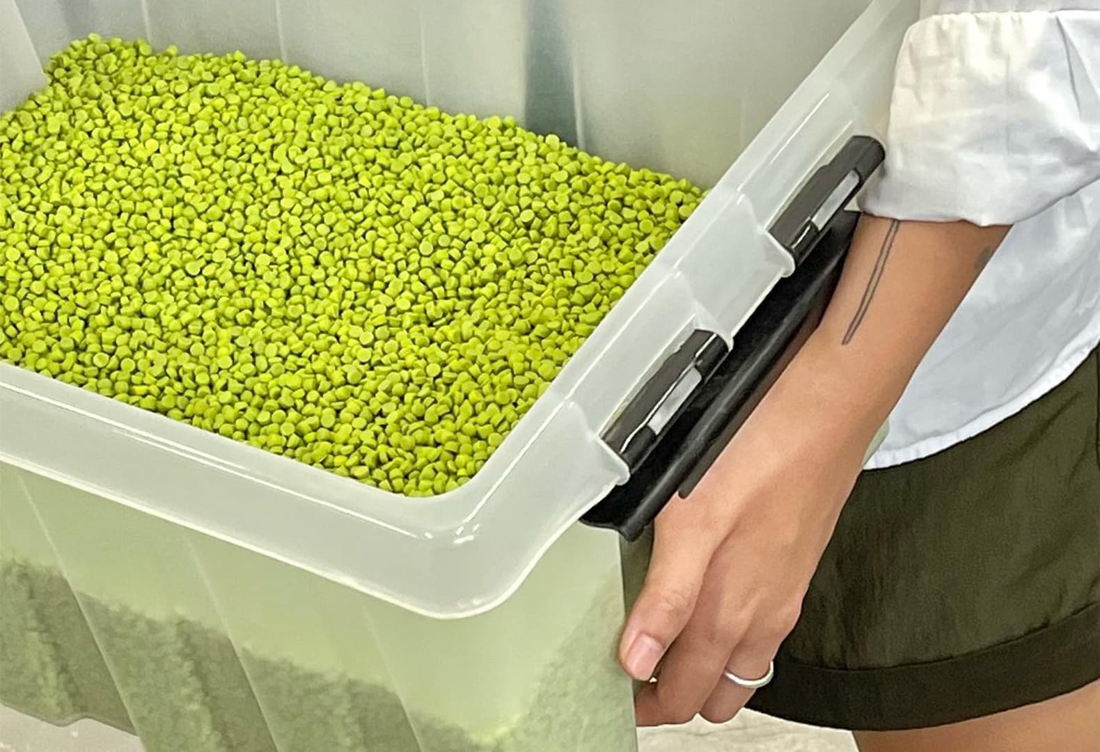 Команда 99recycle также использует в качестве сырья вторичную гранулу. Фото: 99recycle