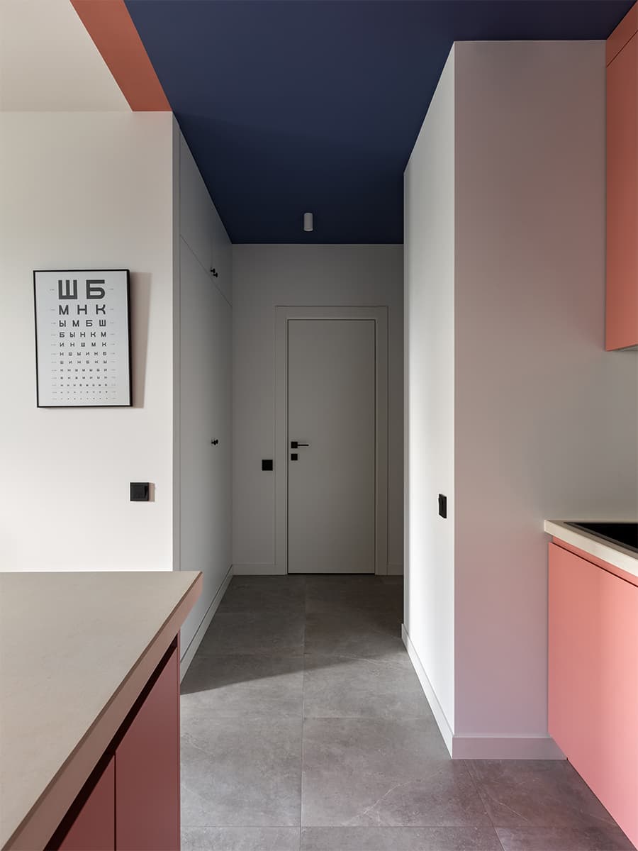 Жизнерадостный интерьер минской квартиры для молодой девушки – проект Михаила Курносова