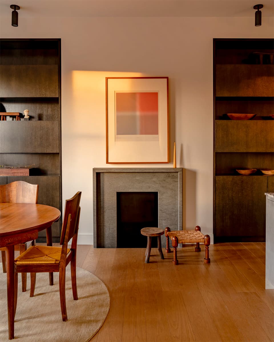 Из 1960-х в наши дни: мягкое преображение нью-йоркских апартаментов – проект Сельмы Аккари и Равана Мукаддаса