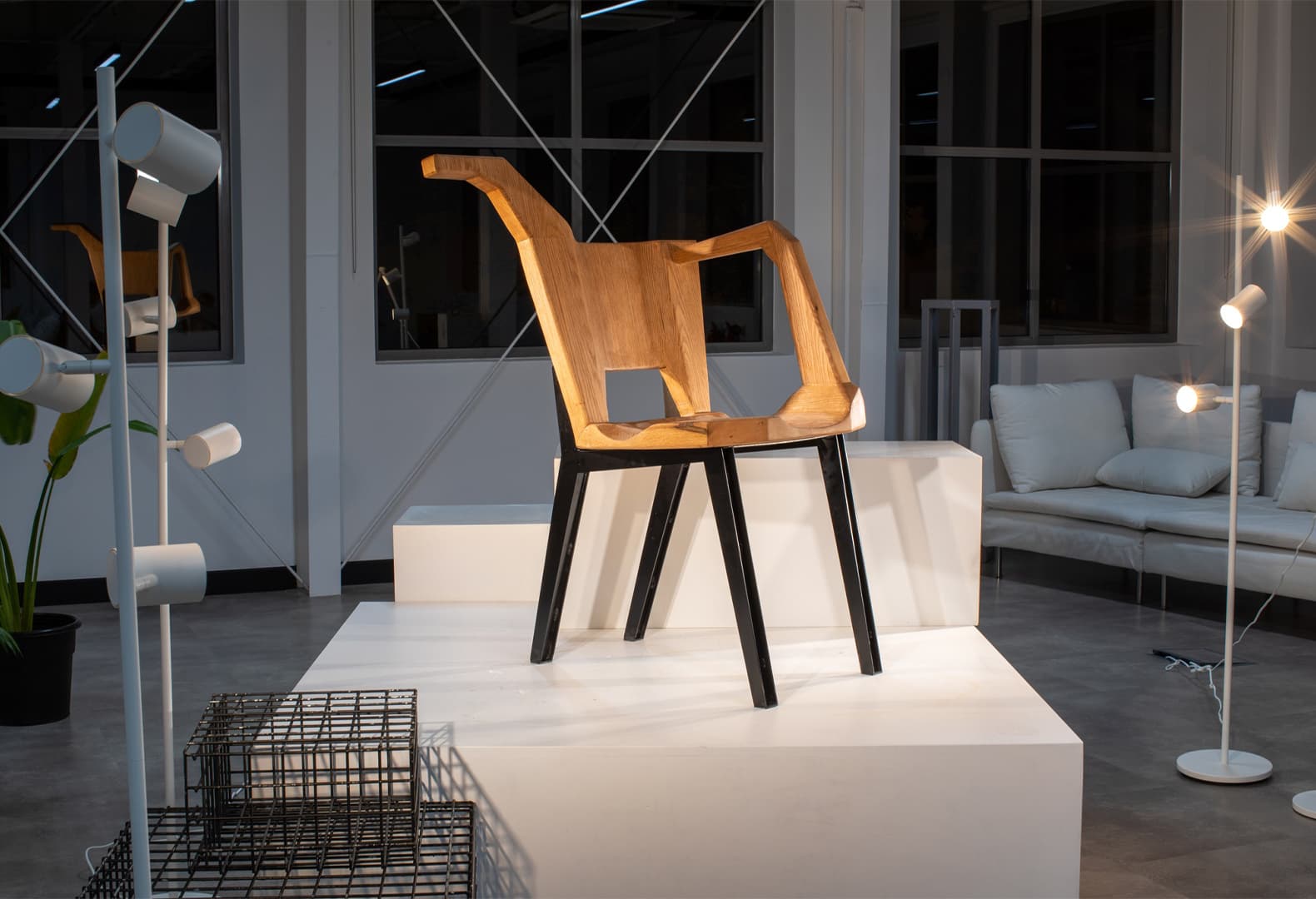 Стул Vee, Нурхан Раххал. Фото: Dubai Design Week