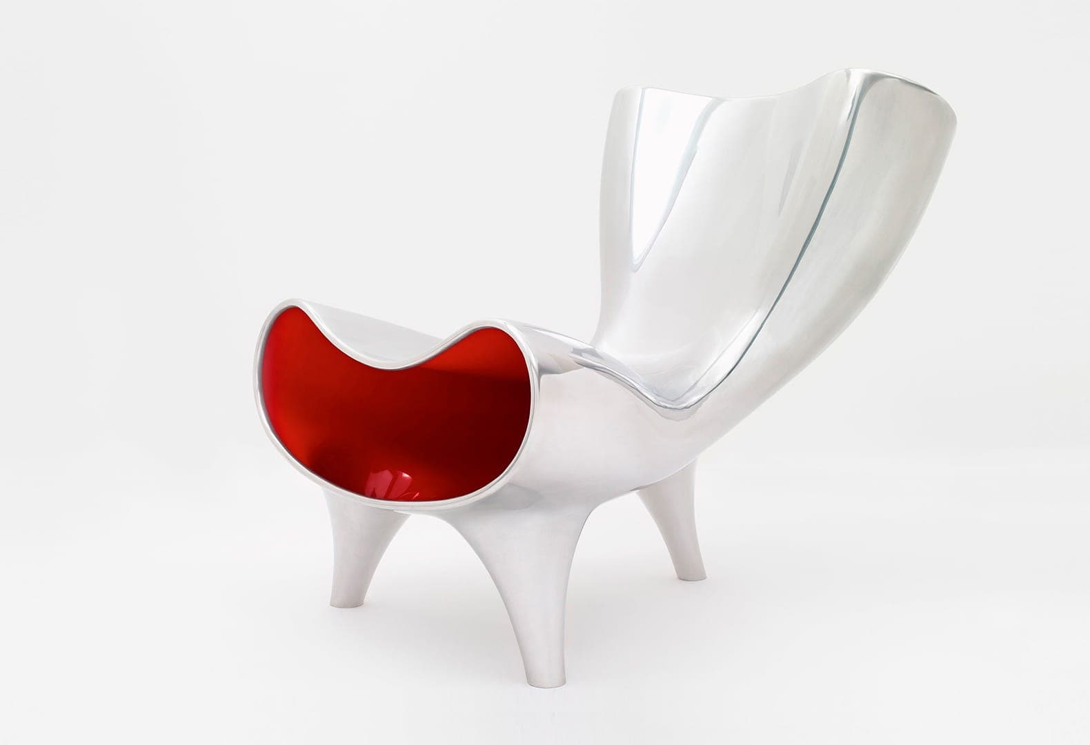 Стул Orgone, дизайн Марк Ньюсон (1993). Фото: © Marc Newson Ltd