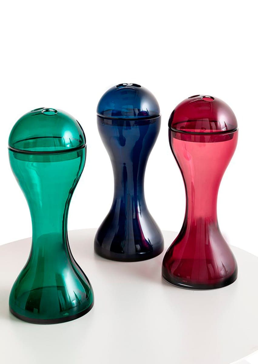 Glass Newson Vase. Фото: © Marc Newson Ltd
